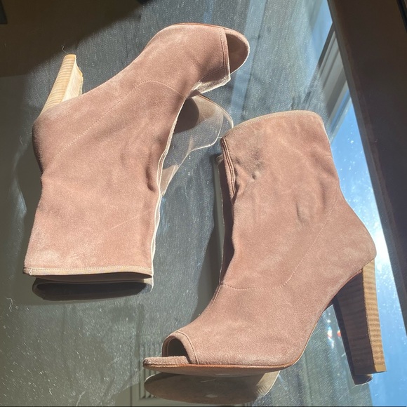 STUART WEITZMAN Tan Suede Peep Toe Bootie Heels